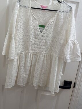 Lilly Pulitzer White Lace Peplum Blouse with V-Neck